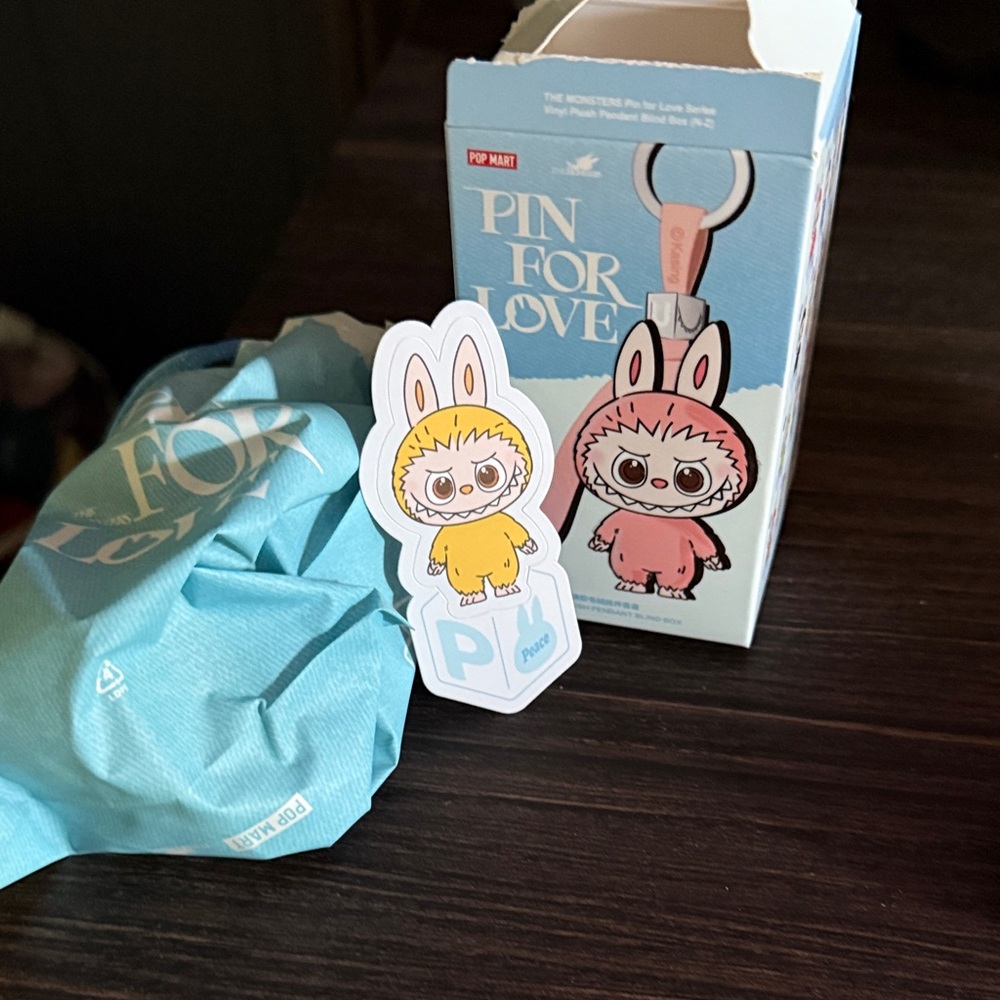 Authentic Pop Mart Pin for Love Plush (P)